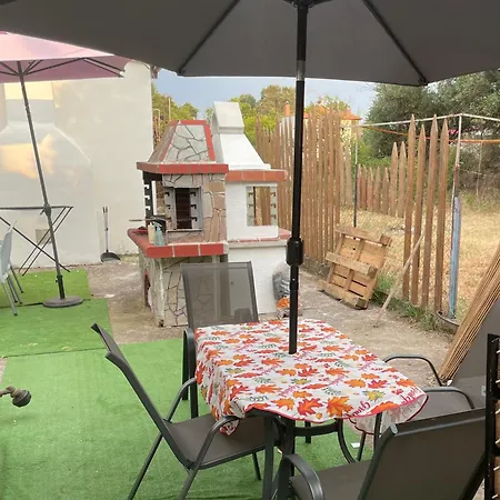 בית נופש Alma *